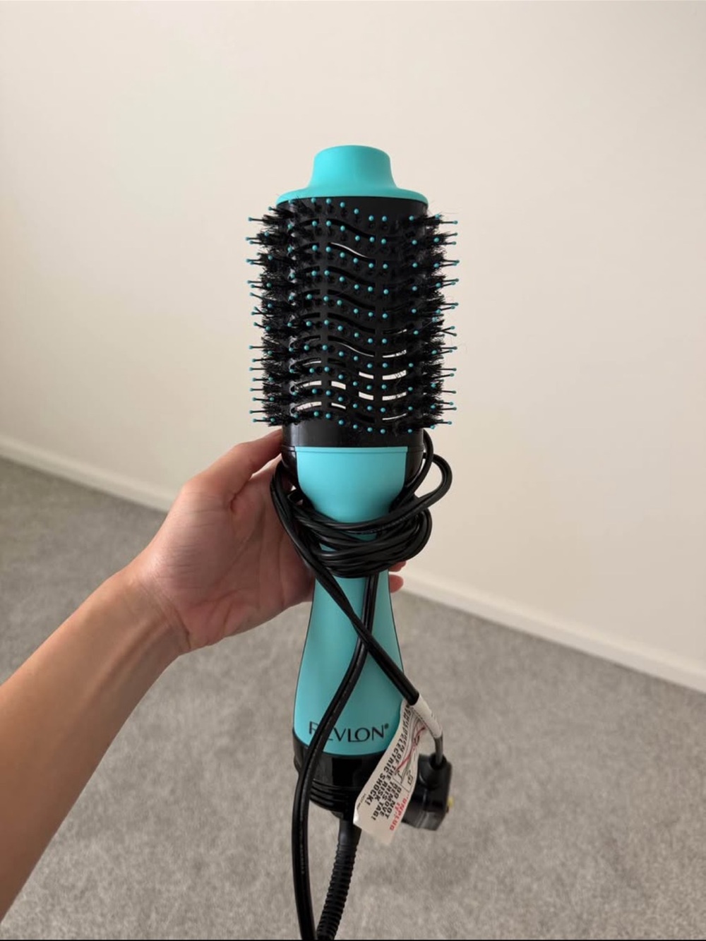 Revlon Turquoise Round Hot Air Brush - Smooth Styling